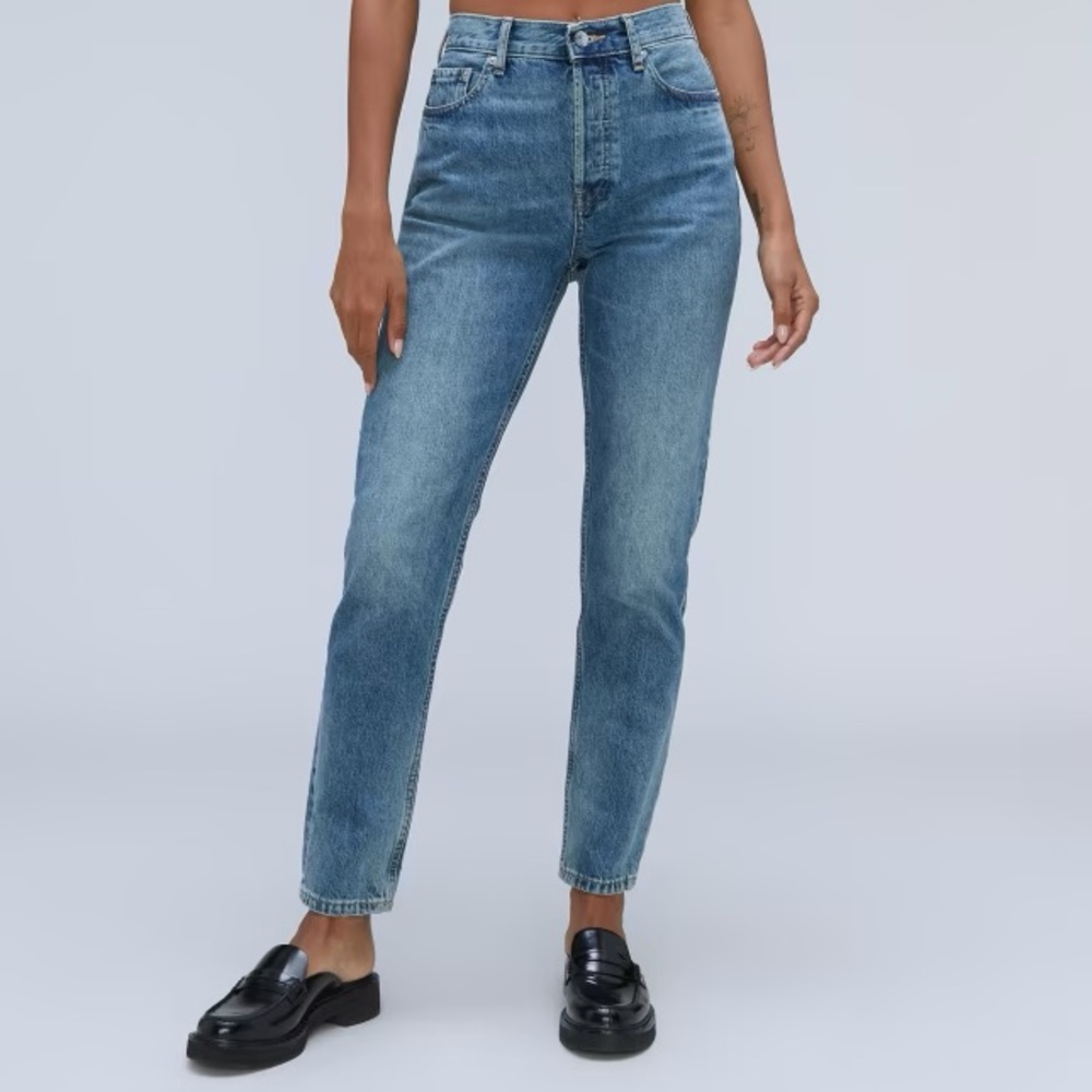 Everlane 90s Cheeky Straight leg Jeans